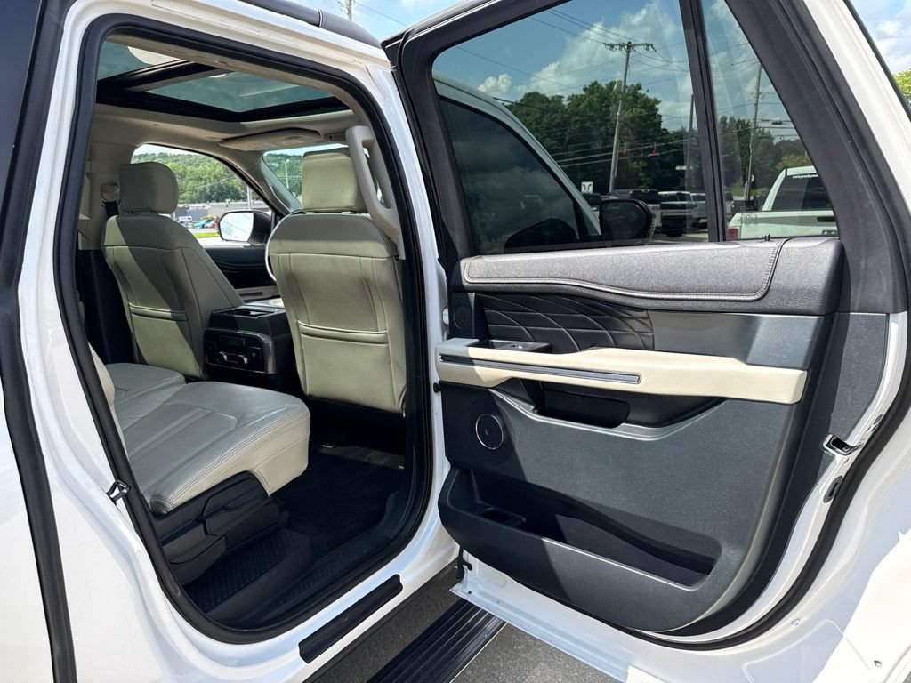 Used 2018 Ford Expedition Max Platinum AWD/4WD image 56