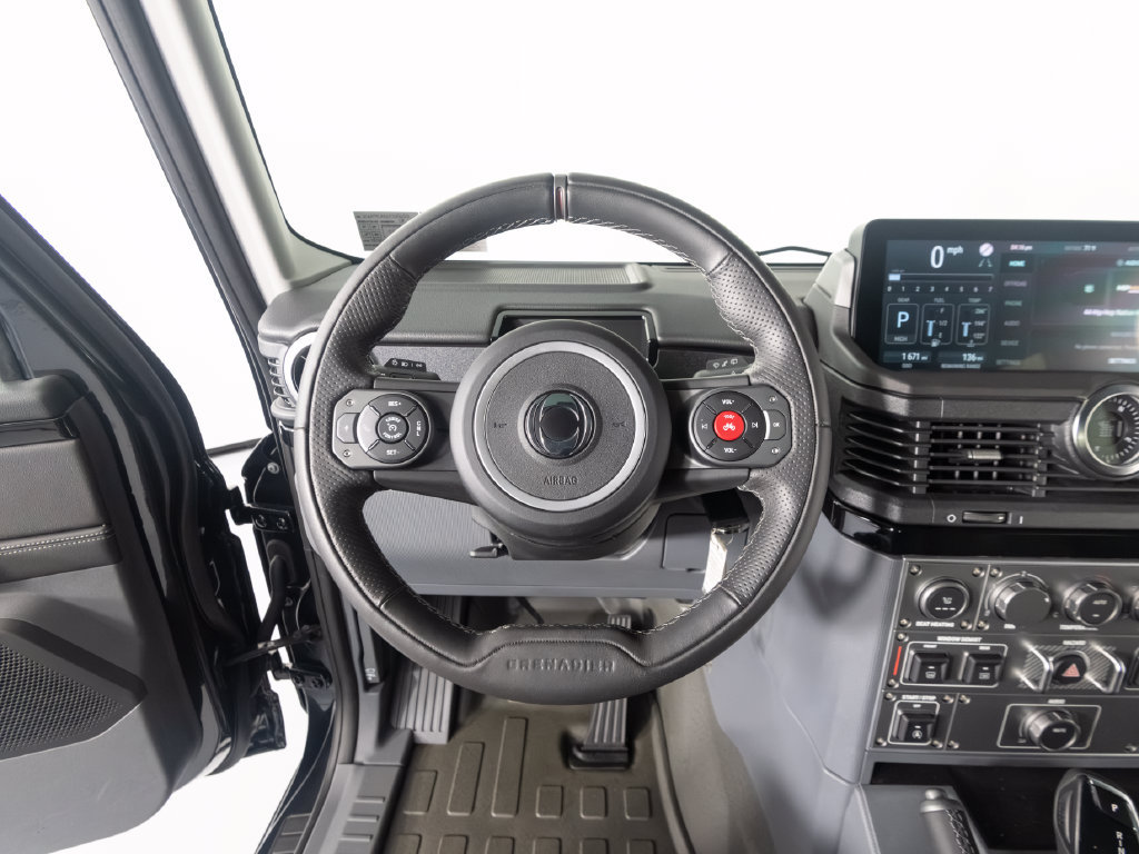 New 2025 INEOS Grenadier Fieldmaster Edition AWD/4WD image 15