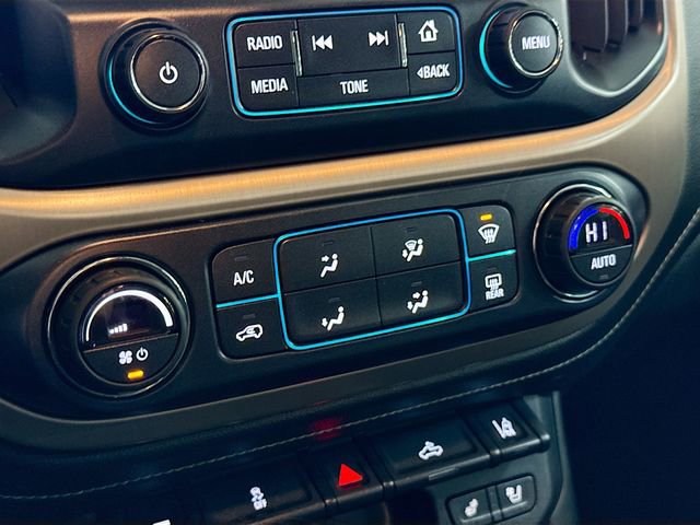 Used 2017 GMC Canyon Denali image 17