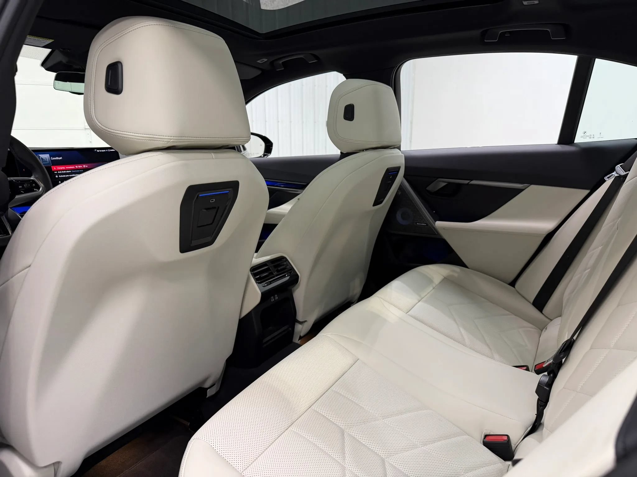 Used 2024 BMW i5 M60 w/ Premium Package AWD/4WD image 16