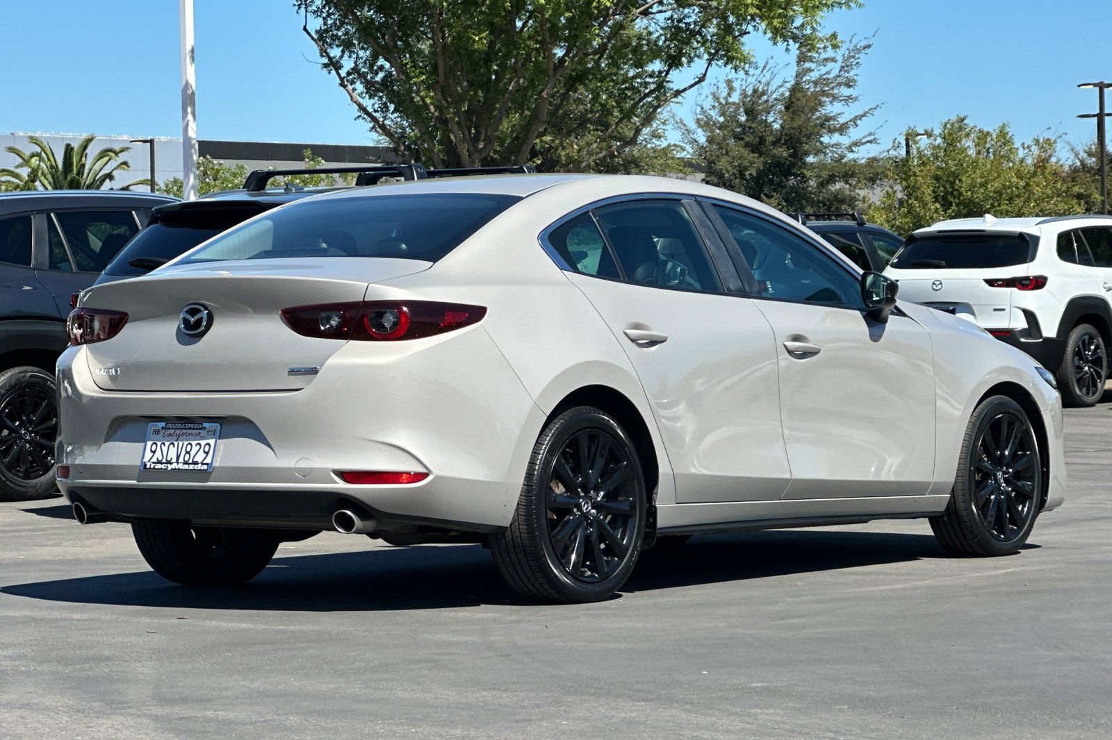 Certified 2025 MAZDA MAZDA3 s FWD image 4