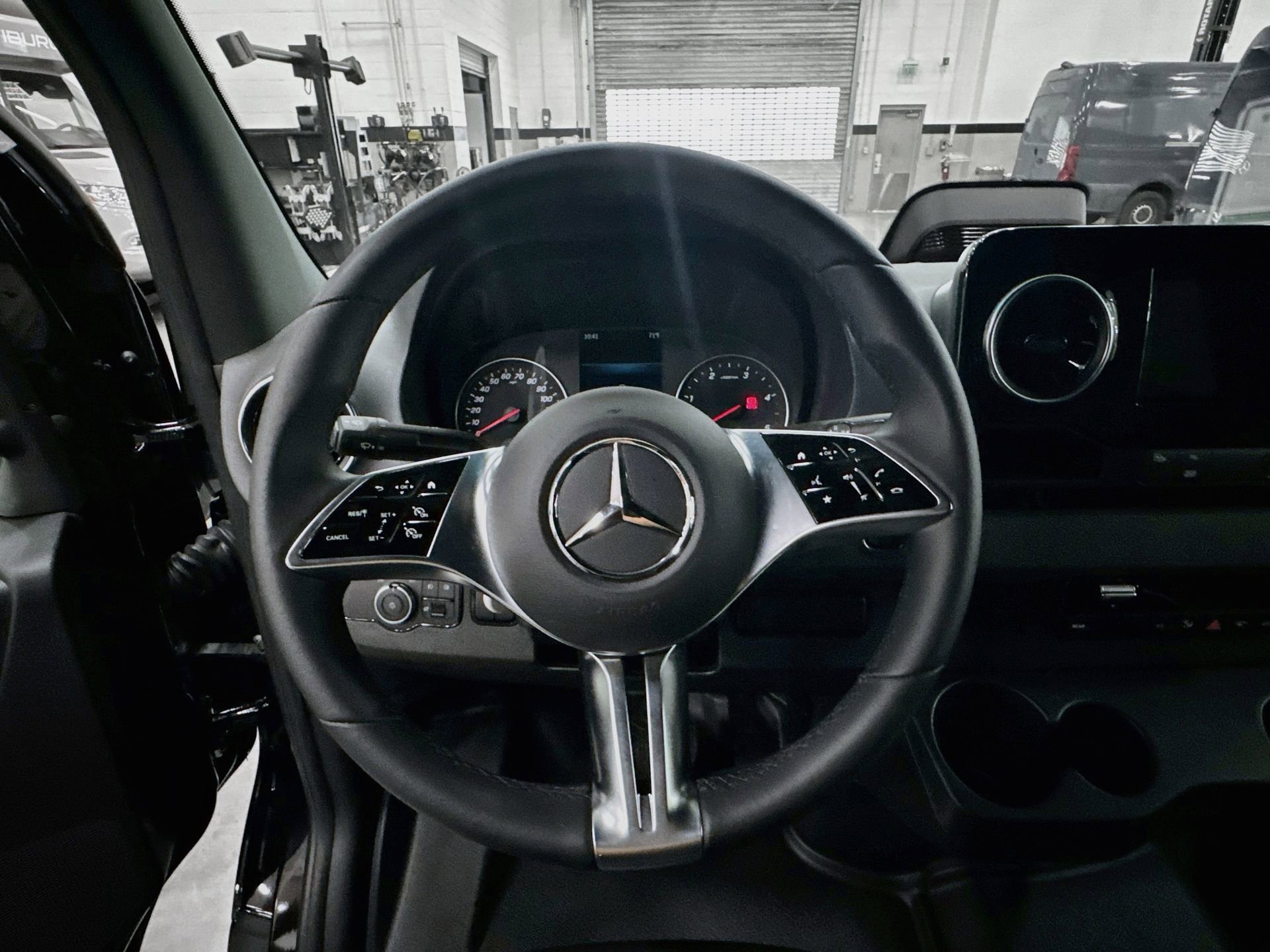 New 2025 Mercedes-Benz Sprinter 2500 image 12