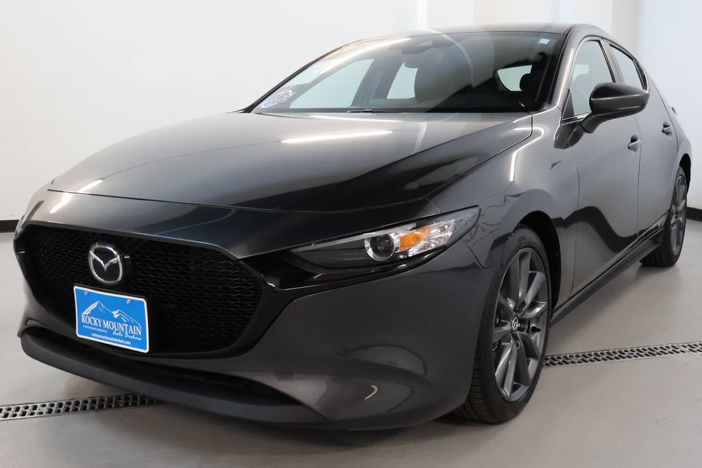 Used 2022 MAZDA MAZDA3 s FWD image 3