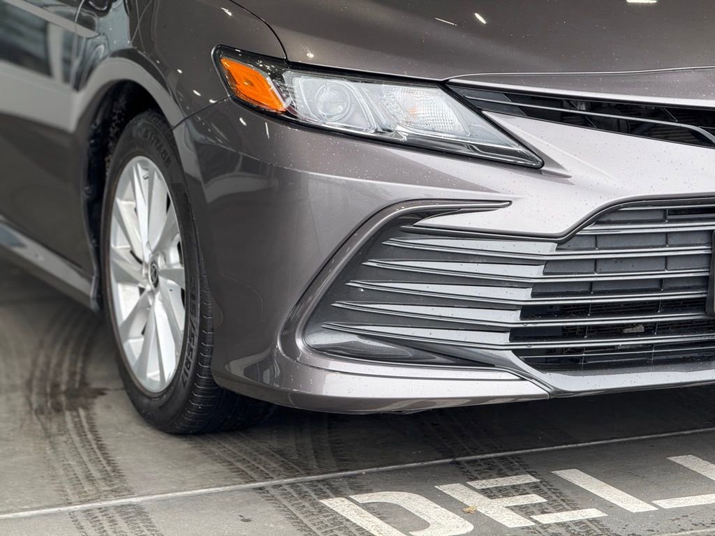 Used 2024 Toyota Camry LE image 8