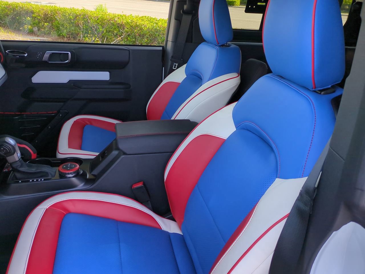 Certified 2025 Ford Bronco Stroppe Edition image 14