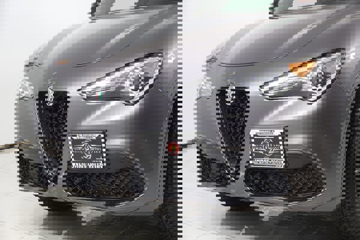 Used 2020 Alfa Romeo Stelvio Ti Sport w/ Quick Order Package 22S Sport image 60