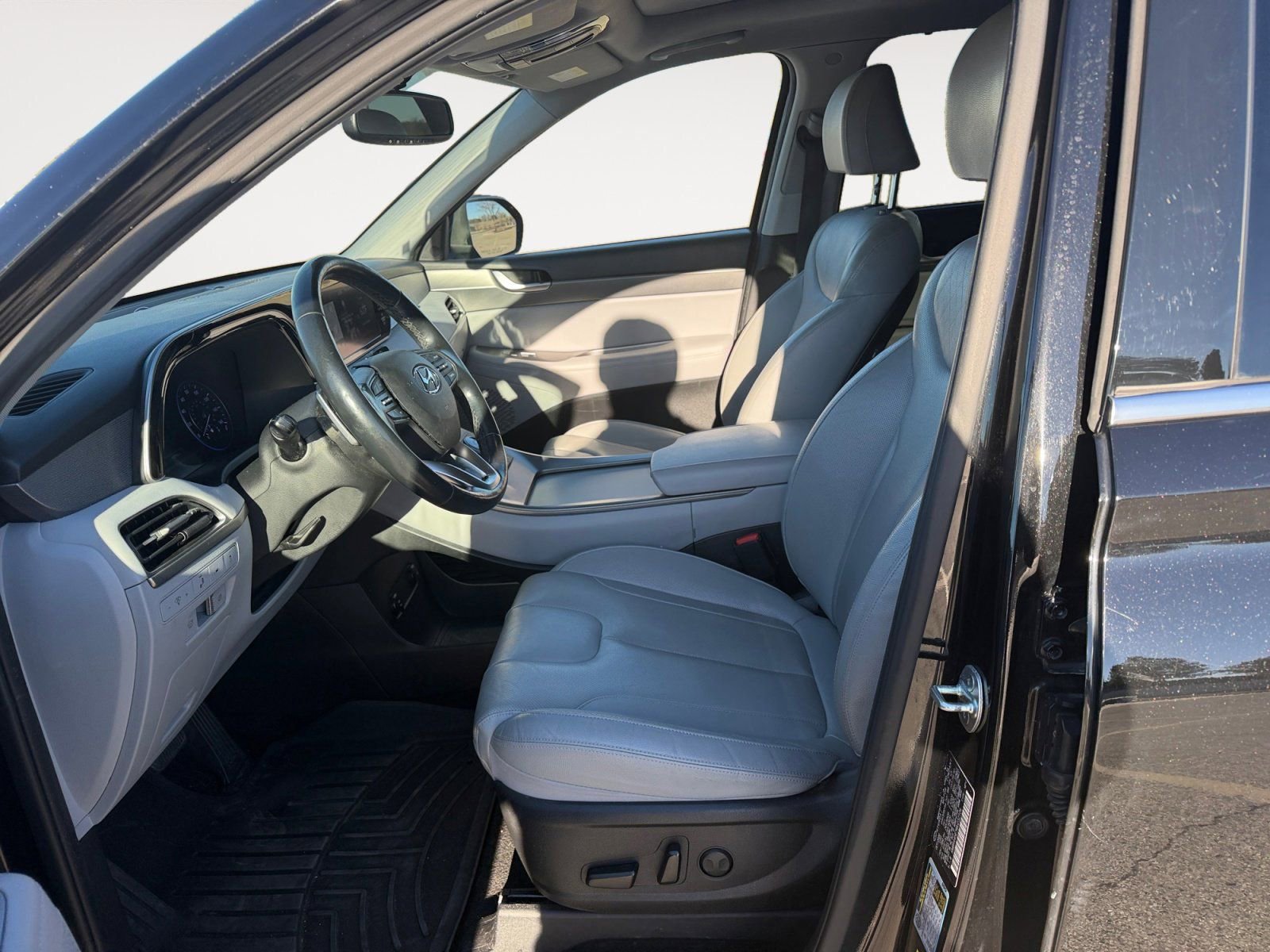 Used 2021 Hyundai Palisade SEL w/ Premium Package image 9