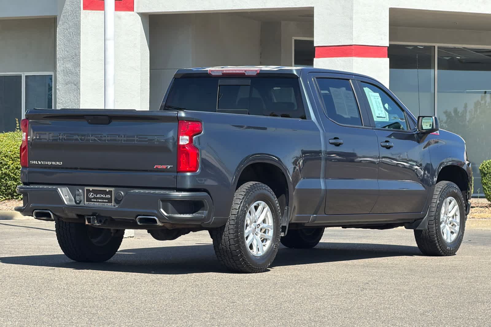 Used 2020 Chevrolet Silverado 1500 RST AWD/4WD image 2