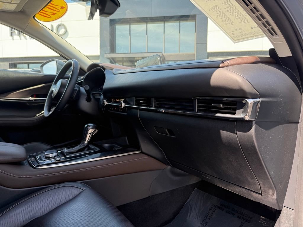 Used 2020 MAZDA CX-30 FWD w/ Premium Package image 17