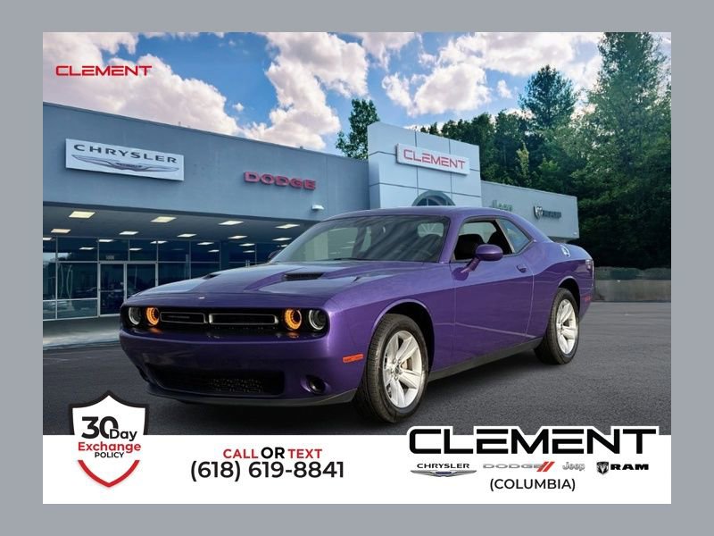 Used 2023 Dodge Challenger SXT image 1