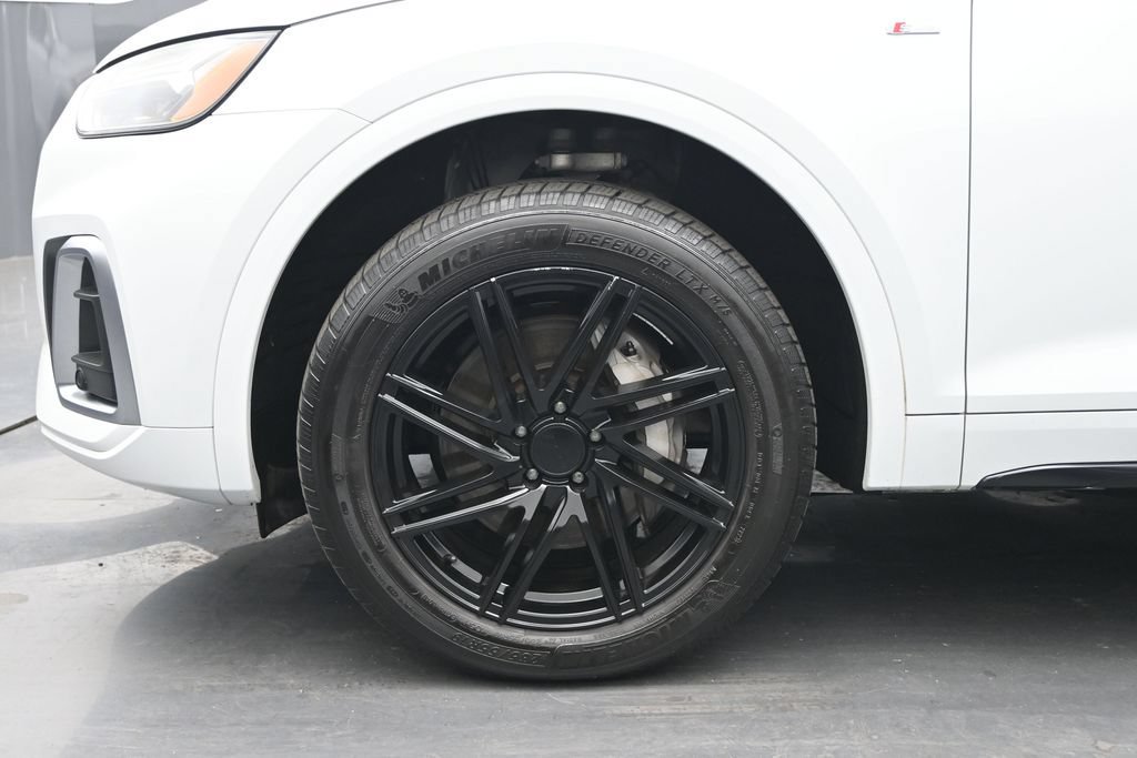 Used 2021 Audi Q5 e Premium Plus AWD/4WD image 17
