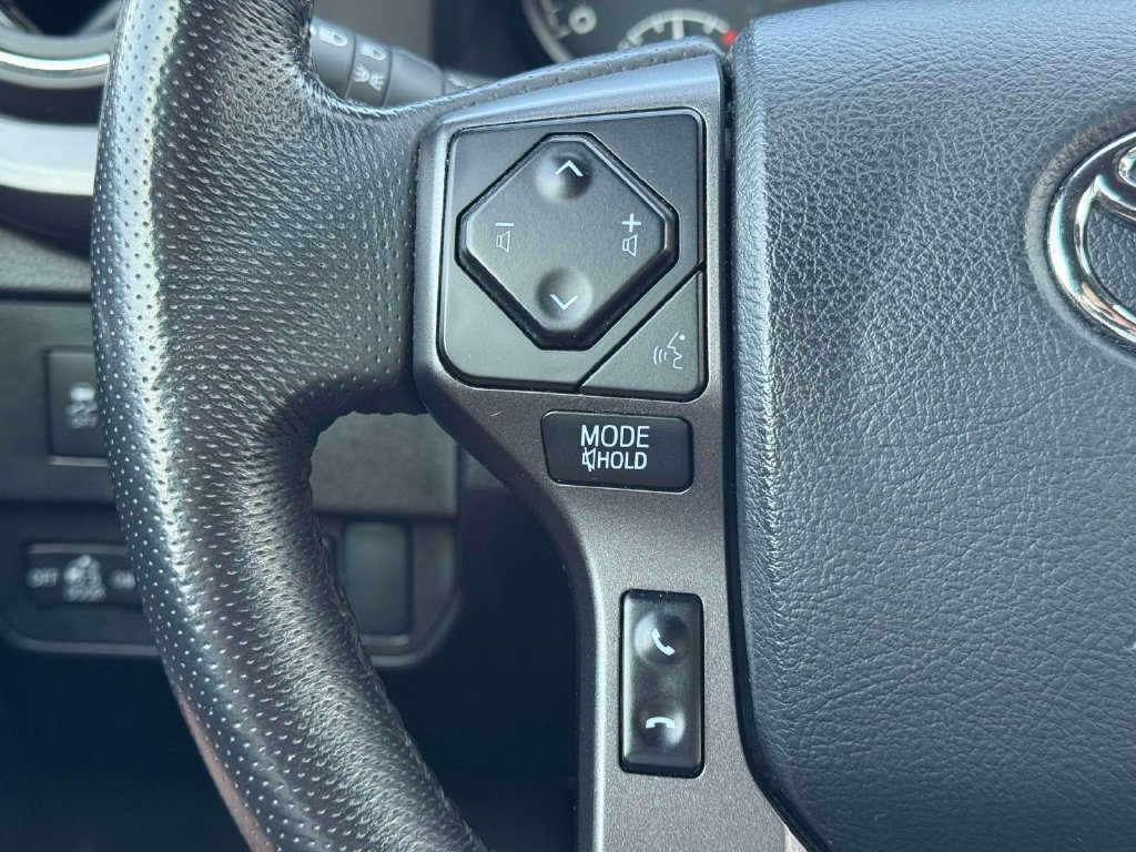 Used 2023 Toyota Tacoma TRD Sport AWD/4WD image 23