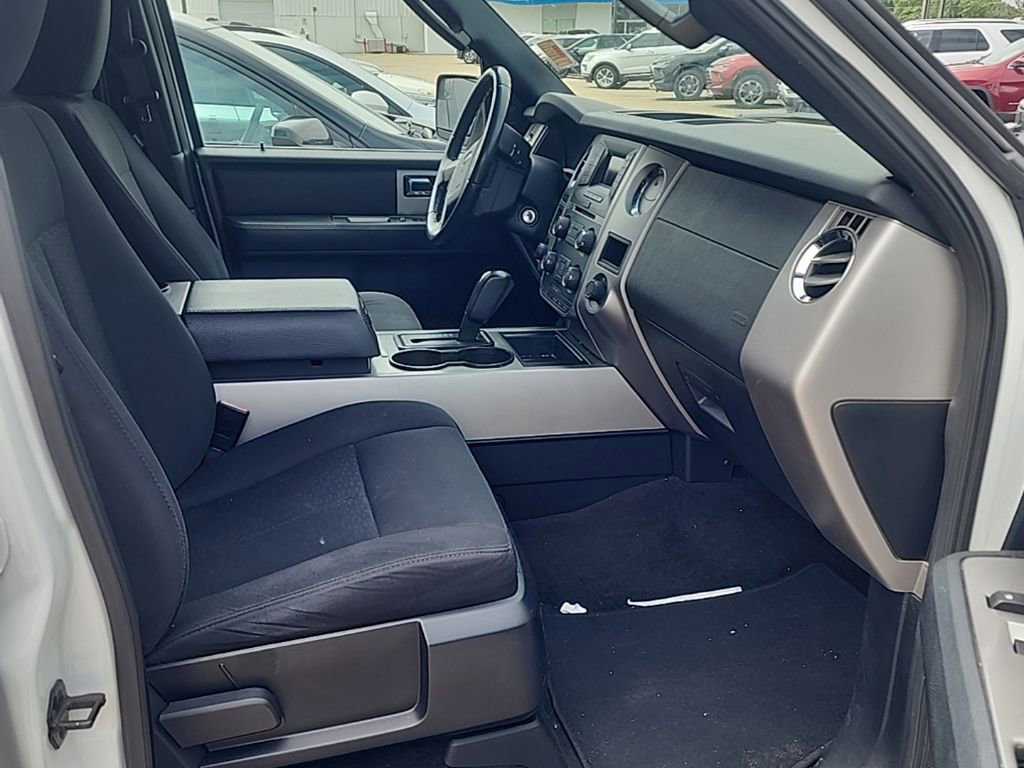 Used 2017 Ford Expedition XLT AWD/4WD image 15