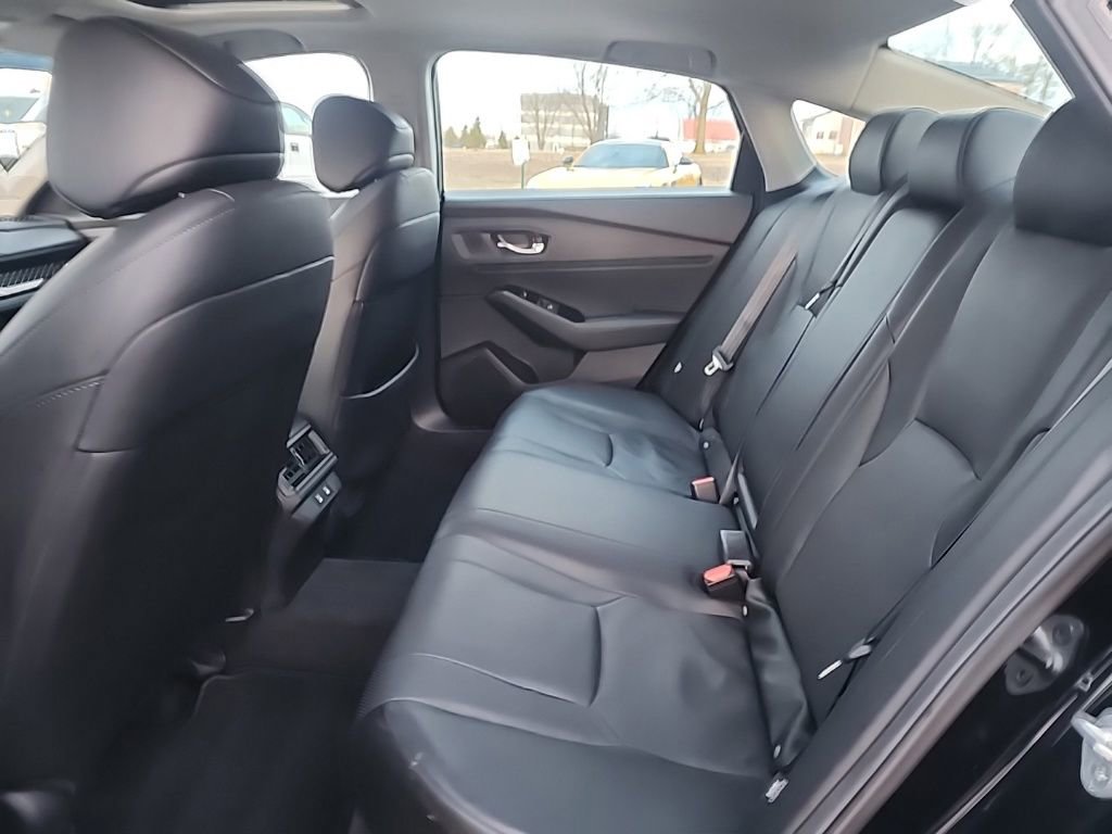 Used 2024 Honda Accord Touring image 27