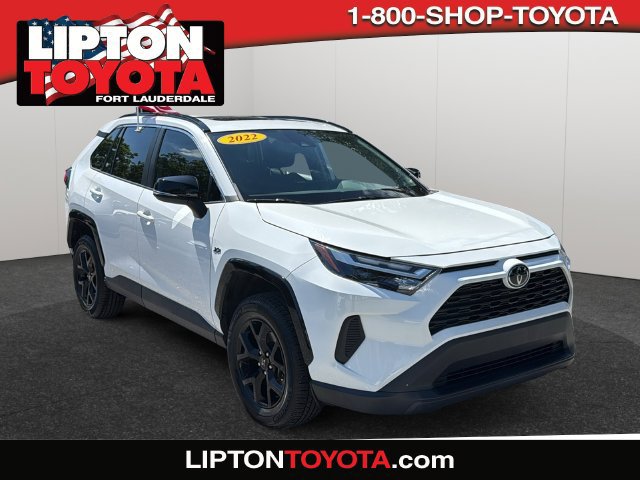 Used 2022 Toyota RAV4 XLE FWD image 1