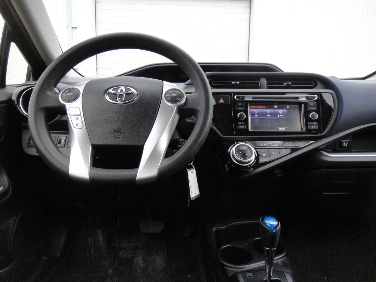 Used 2017 Toyota Prius C Two FWD image 10