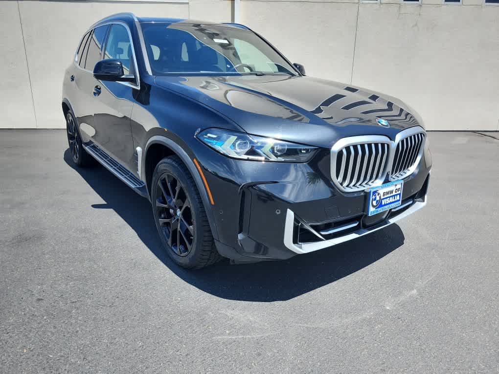 Used 2024 BMW X5 sDrive40i RWD image 2