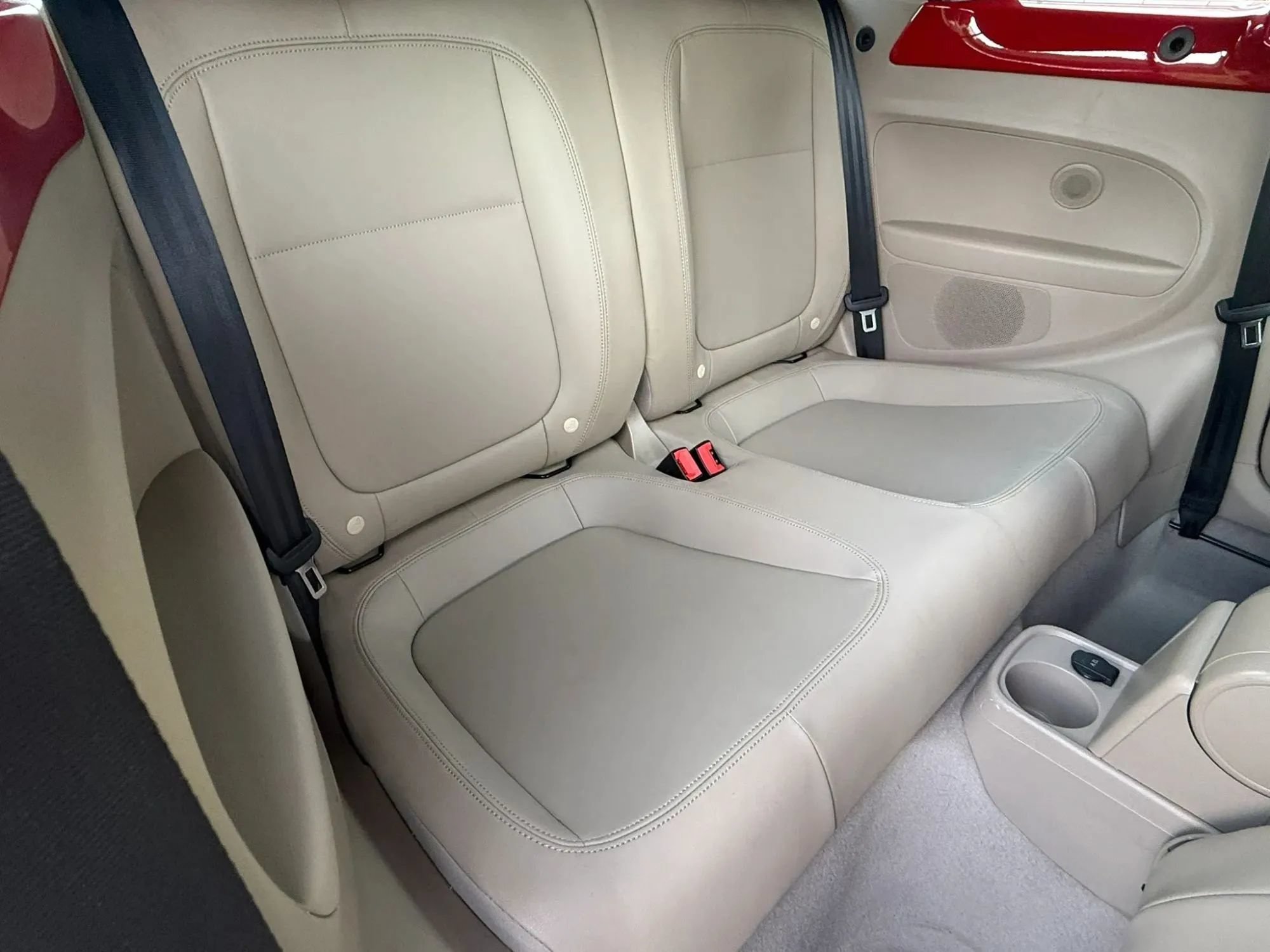 Used 2014 Volkswagen Beetle 1.8T FWD image 28