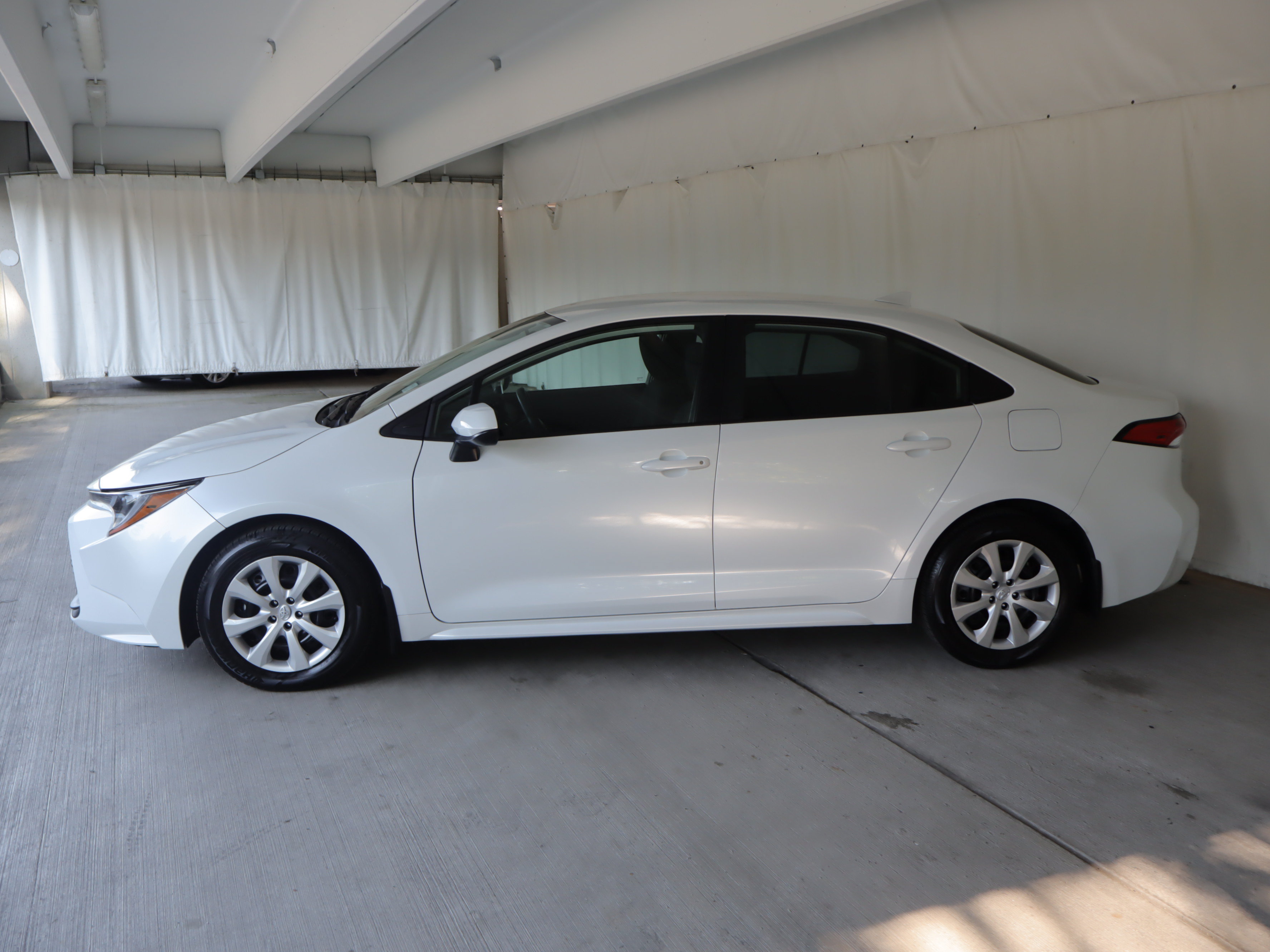 Used 2026 Toyota Corolla LE FWD image 22