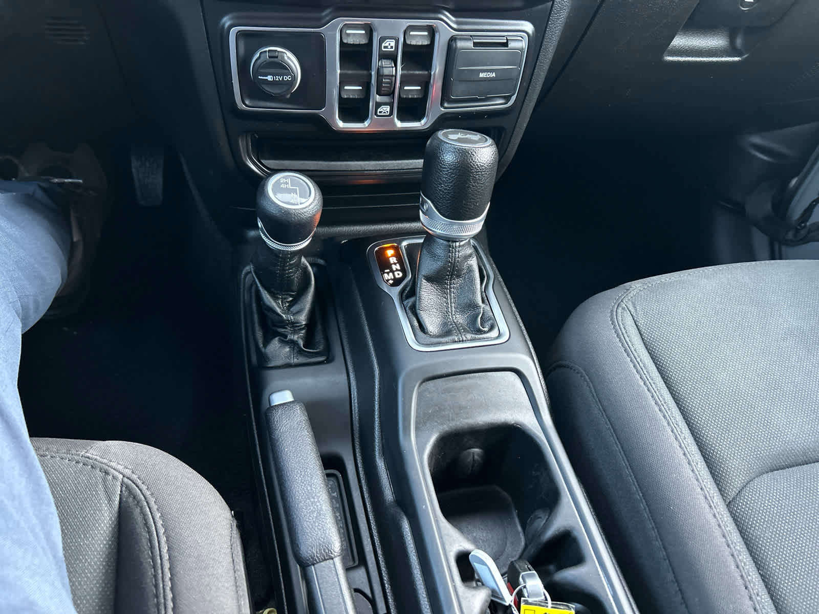 Used 2021 Jeep Wrangler Unlimited Sport image 25