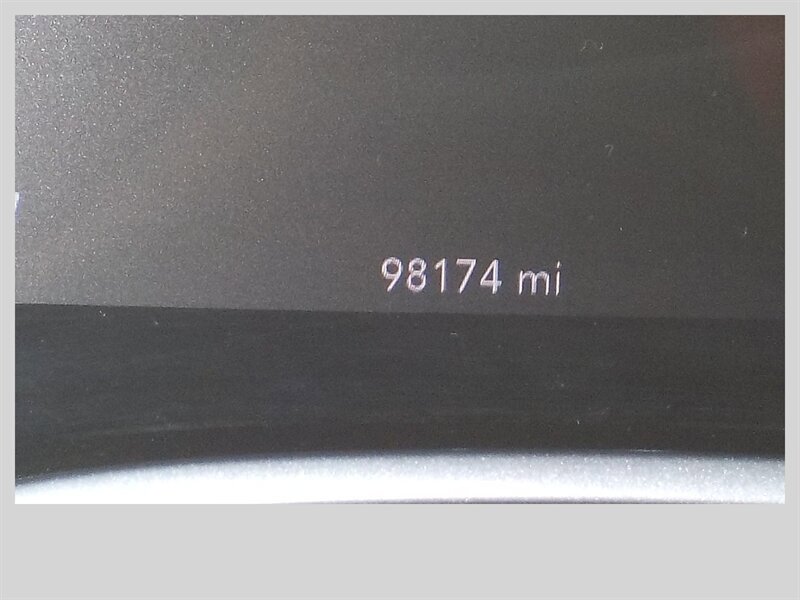 Used 2015 Dodge Challenger R/T Scat Pack w/ Leather Interior Group RWD image 21