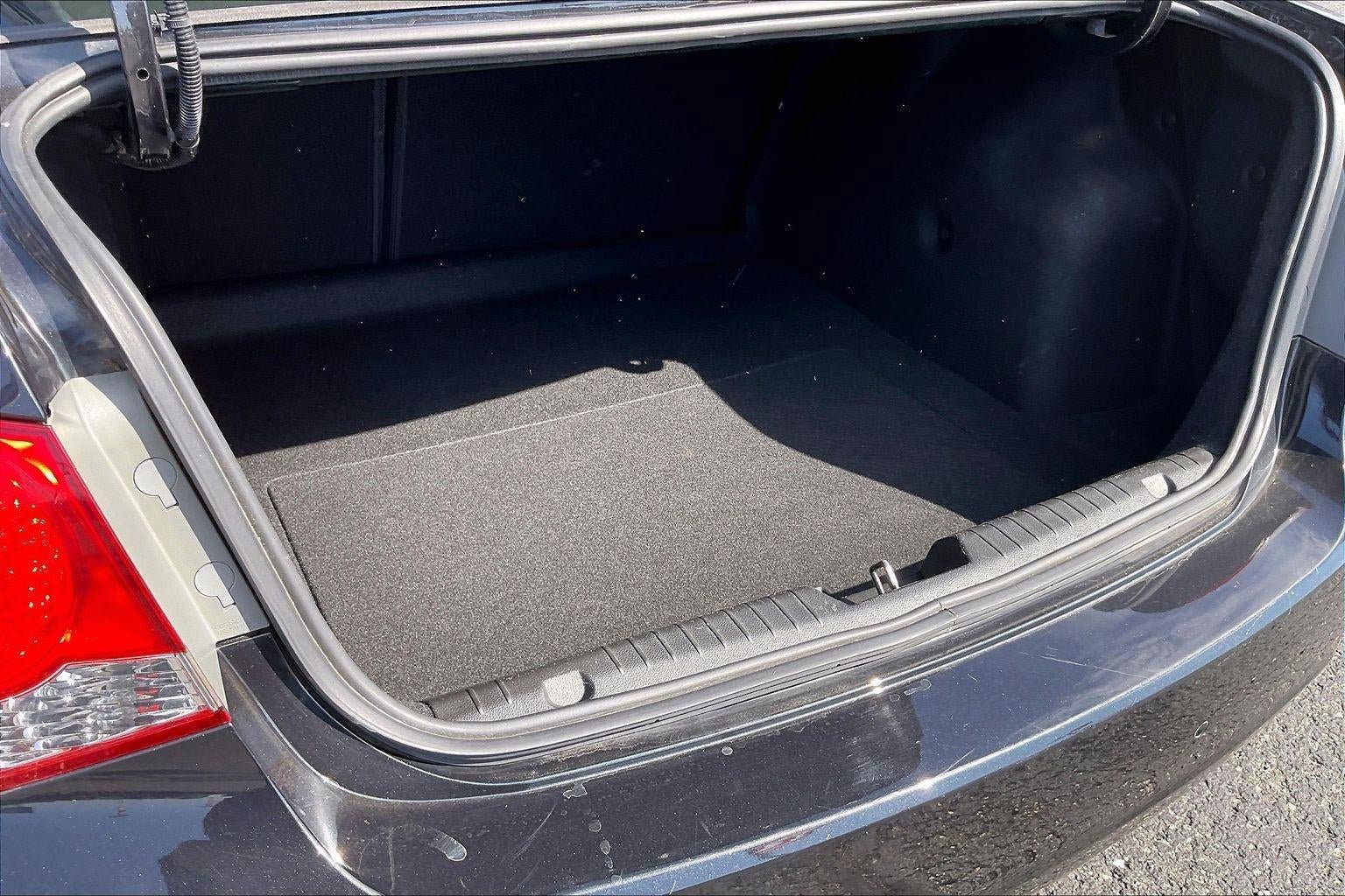 Used 2013 Chevrolet Cruze Eco w/ Enhanced Safety Package image 4
