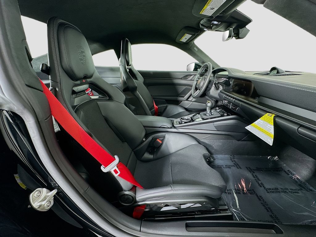 Certified 2026 Porsche 911 Targa 4 RWD image 29