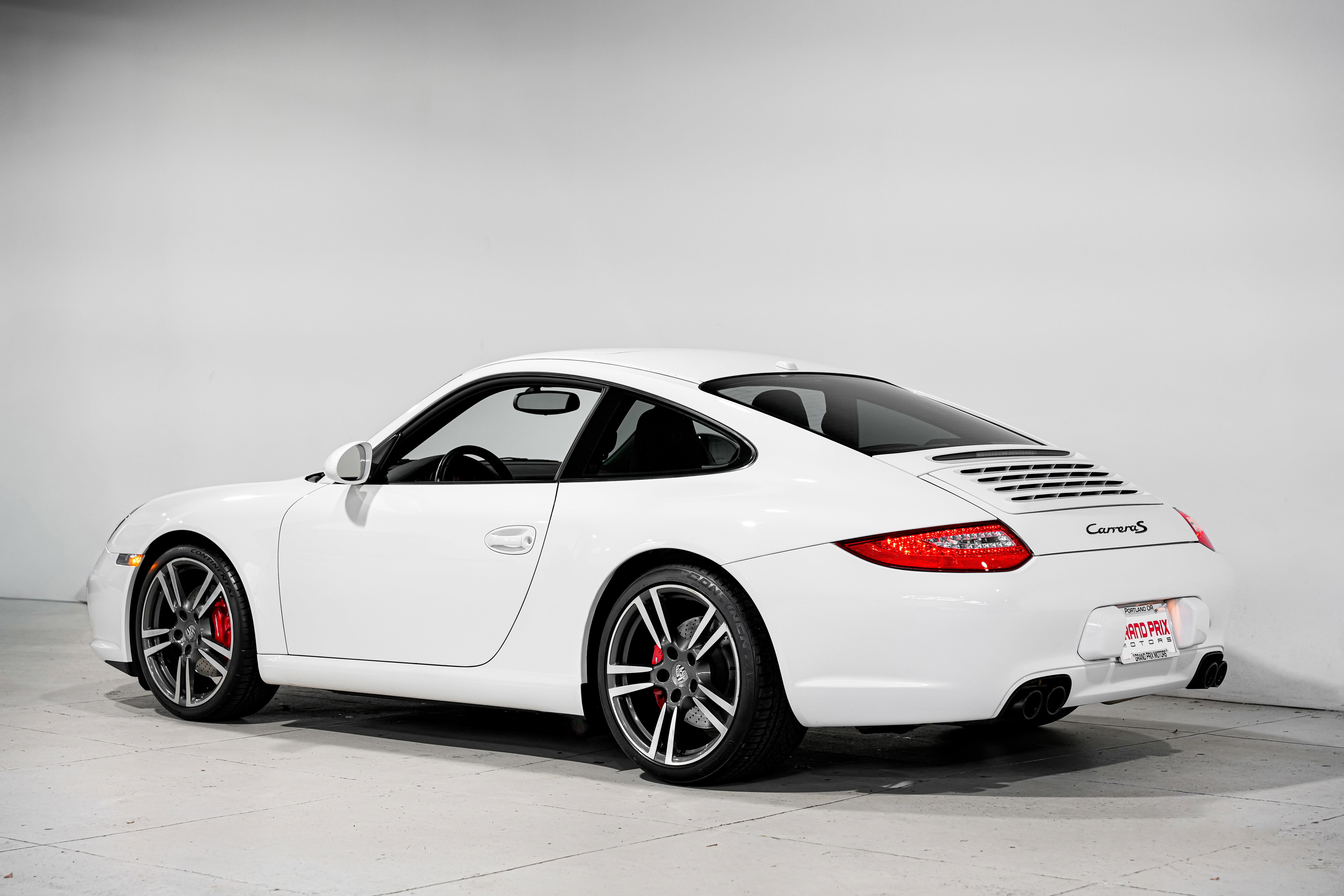 Used 2011 Porsche 911 Carrera S image 8