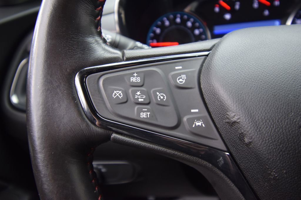 Used 2022 Chevrolet Equinox RS w/ Infotainment Package image 35