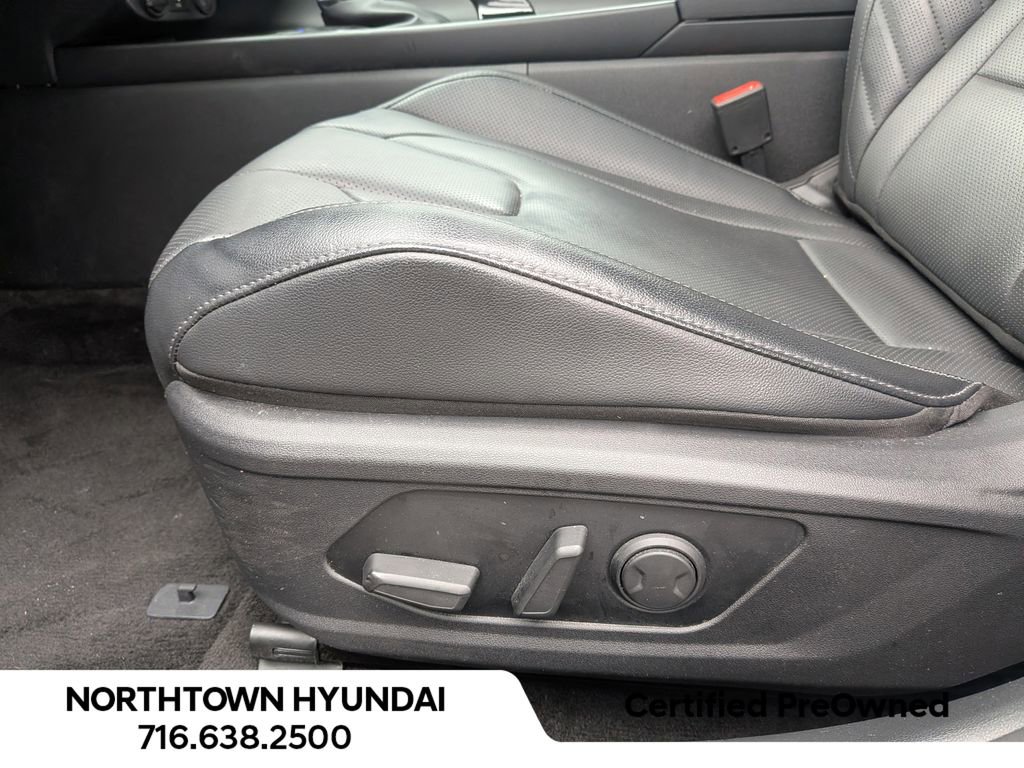 Certified 2023 Hyundai Elantra Limited FWD image 33