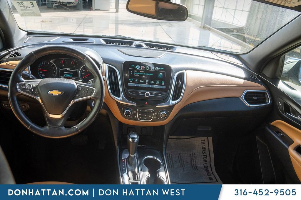 Used 2025 Volkswagen Atlas SE image 4