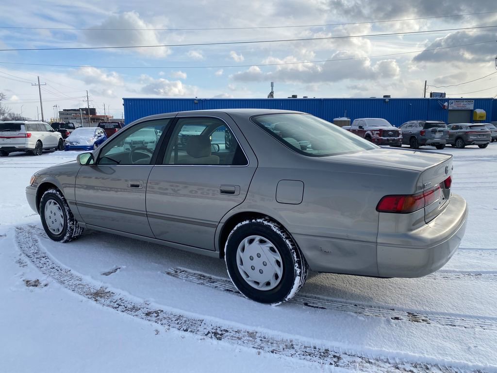 Used 1999 Toyota Camry XLE image 4
