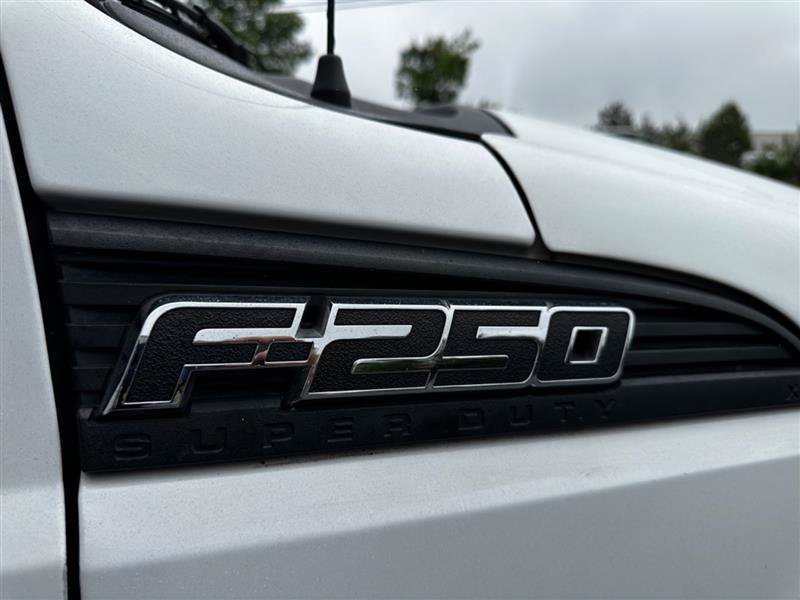 Used 2015 Ford F250 XL w/ Power Equipment Group AWD/4WD image 42