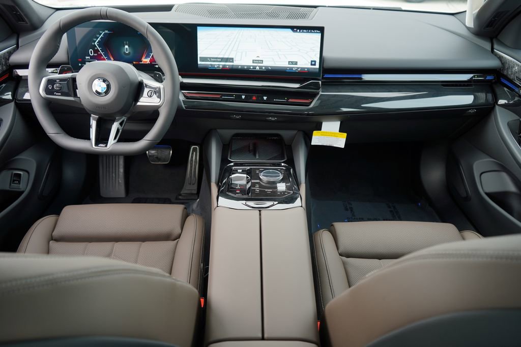 New 2026 BMW 530i xDrive w/ M Sport Package image 14