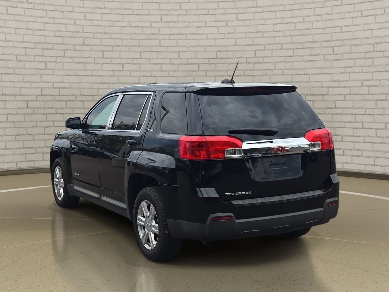 Used 2015 GMC Terrain SLE FWD image 7