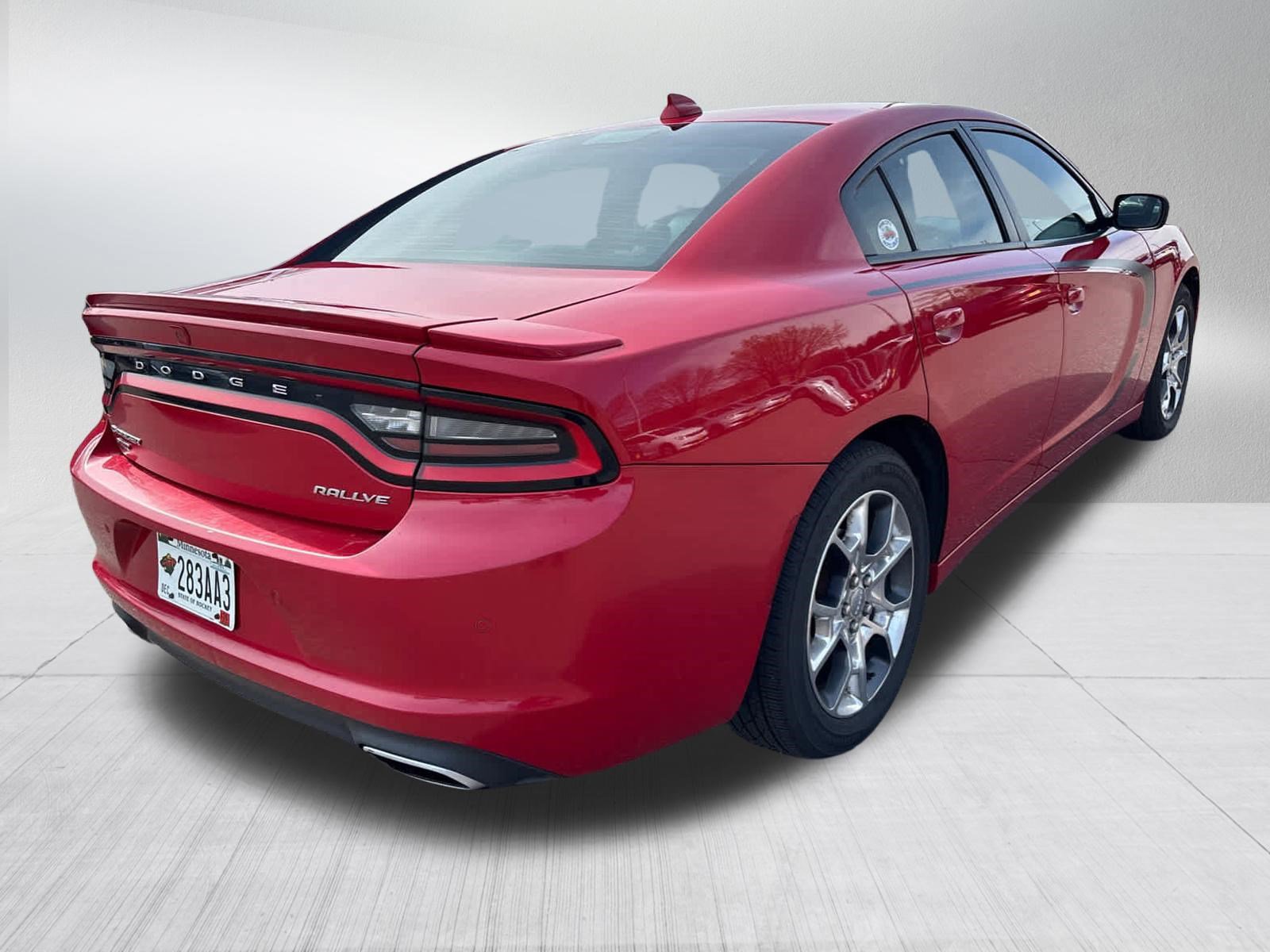 Used 2015 Dodge Charger SXT w/ AWD Plus Group image 3