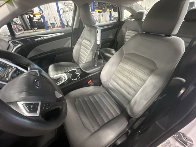 Used 2015 Ford Fusion S FWD image 17