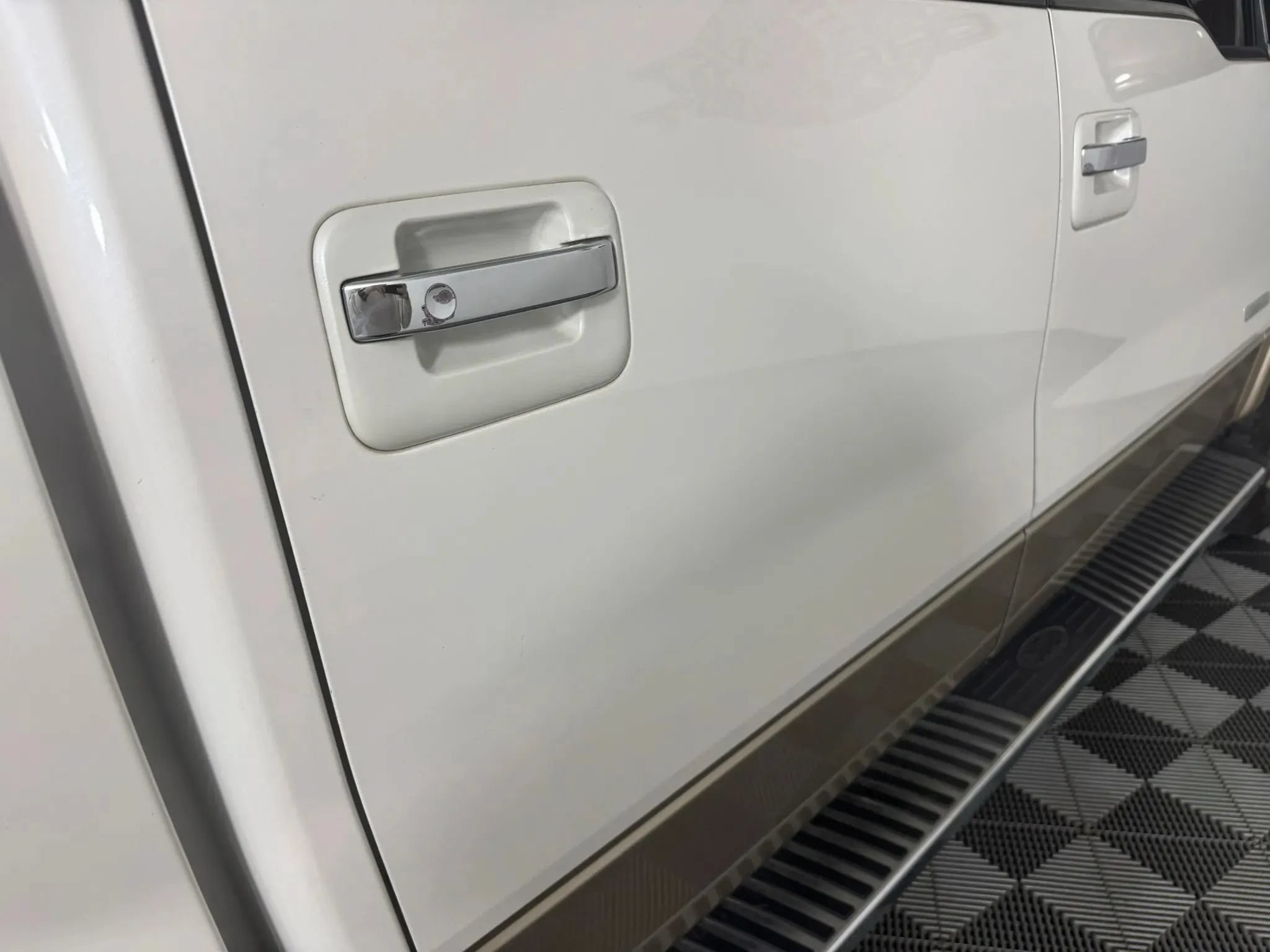 Used 2012 Ford F150 Lariat w/ Lariat Chrome Pkg AWD/4WD image 26