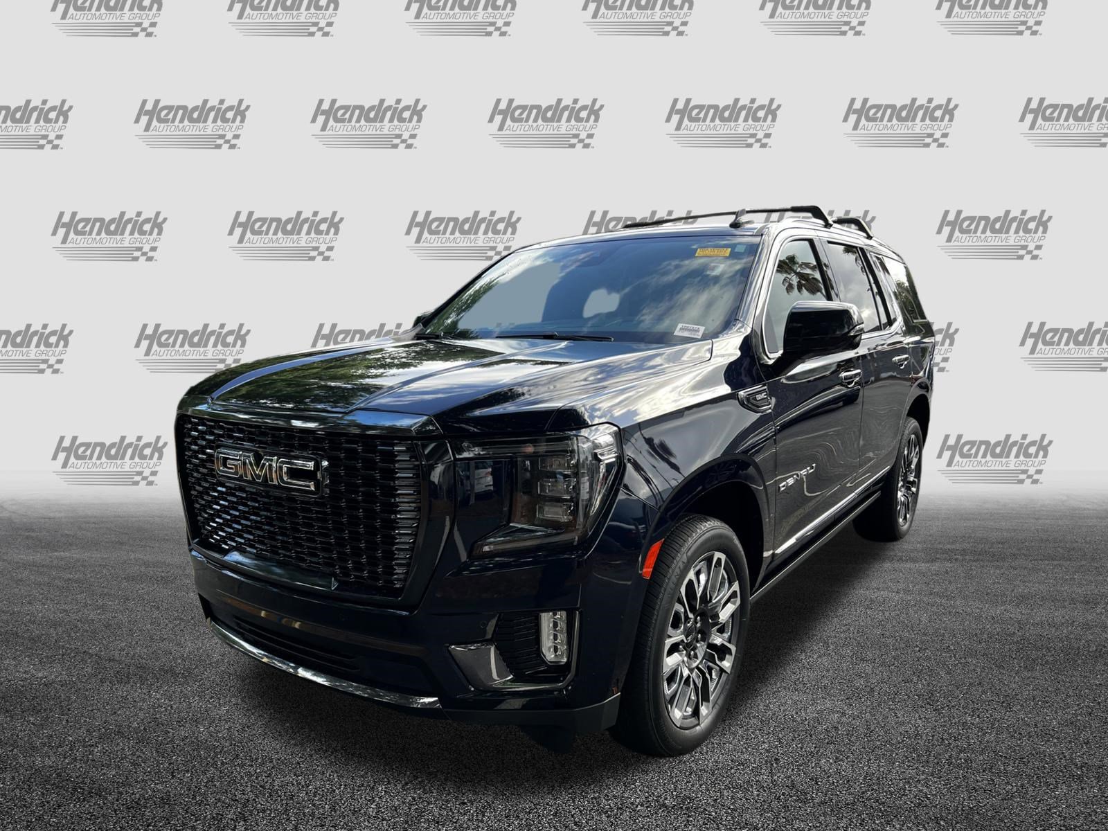Used 2023 GMC Yukon Denali Ultimate AWD/4WD image 5