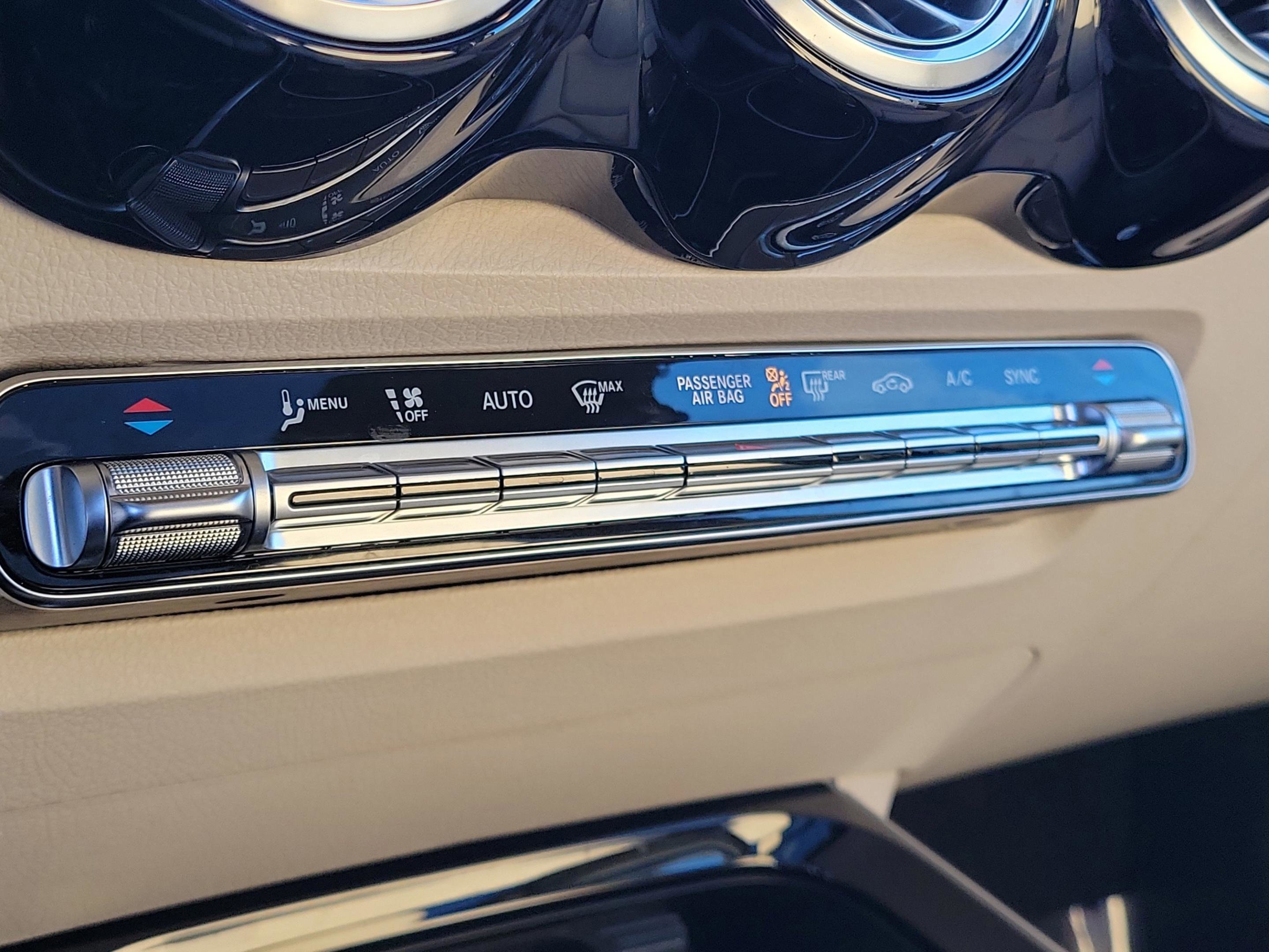 Used 2021 Mercedes-Benz GLB 250 image 30