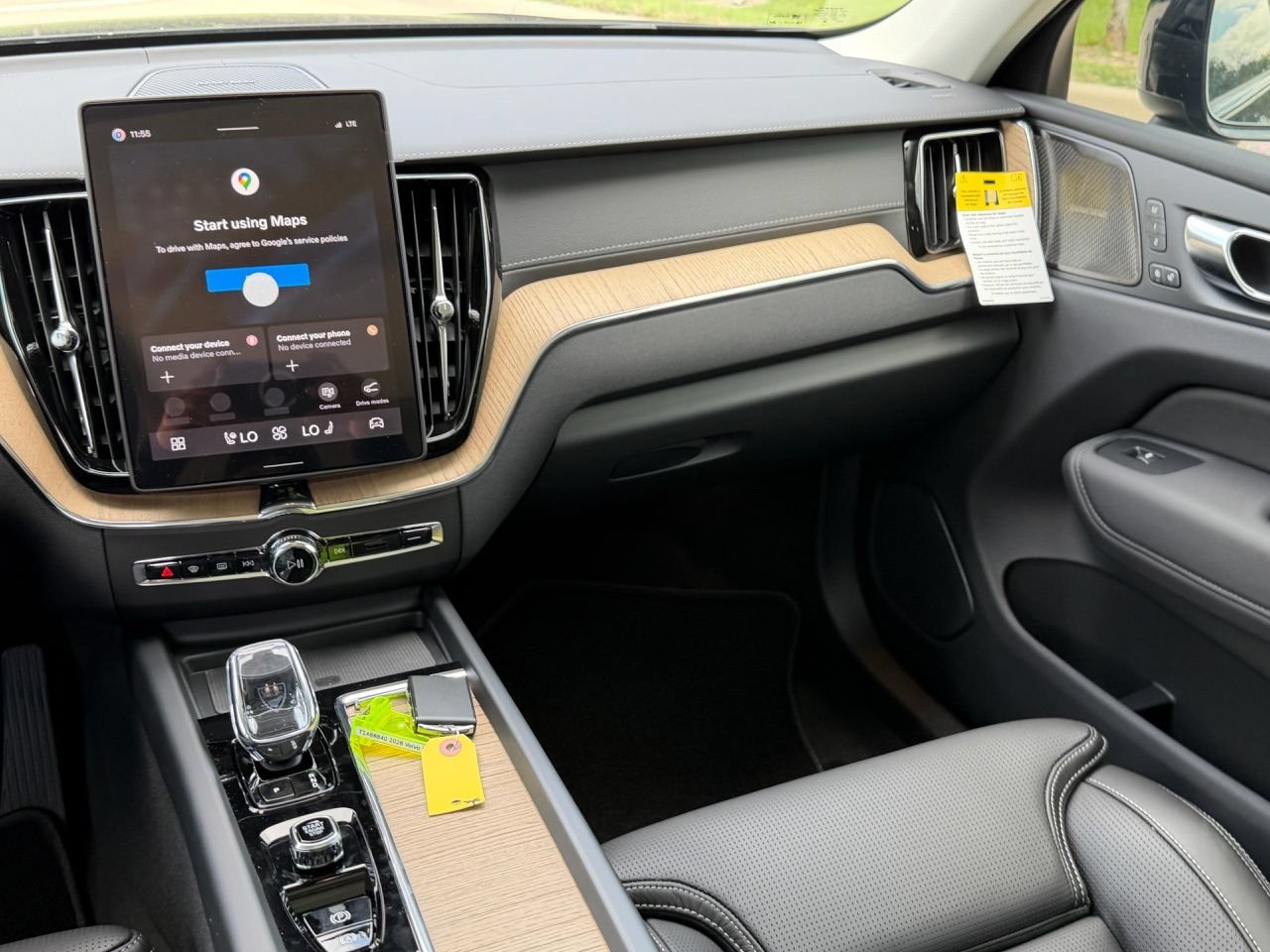 New 2027 Volvo XC60 B5 Ultra AWD/4WD image 12