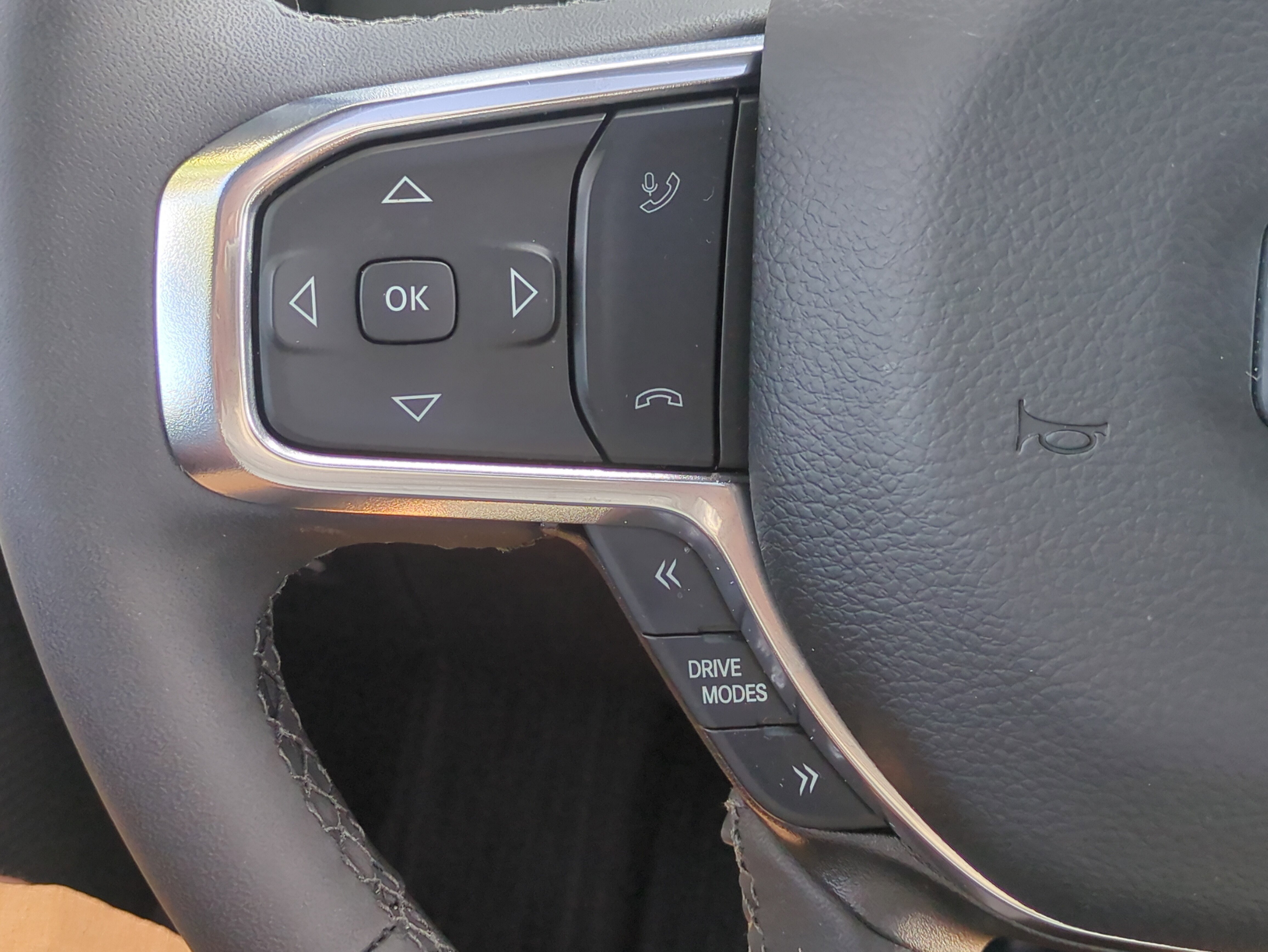 New 2026 RAM 1500 Laramie w/ Laramie Preferred Package image 27