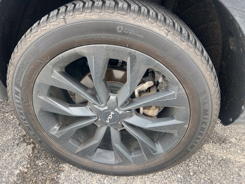 Certified 2023 Kia Sorento SX AWD/4WD image 10