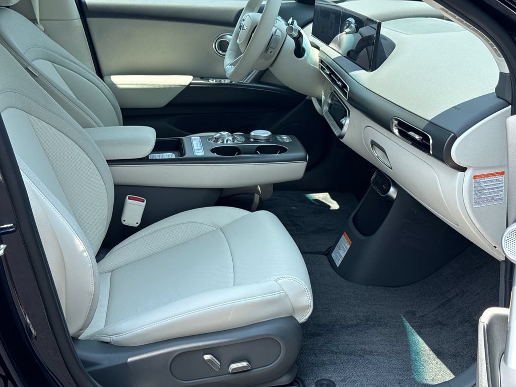 New 2026 Genesis GV60 RWD image 13