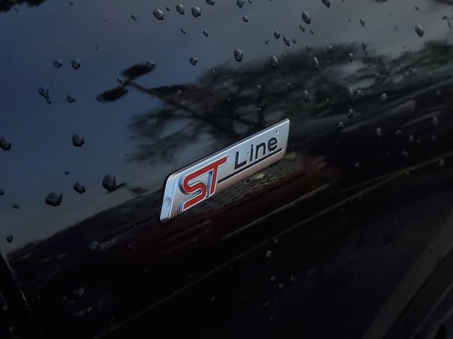 Certified 2023 Ford Escape ST-Line Select w/ Tech Pack #2 image 6