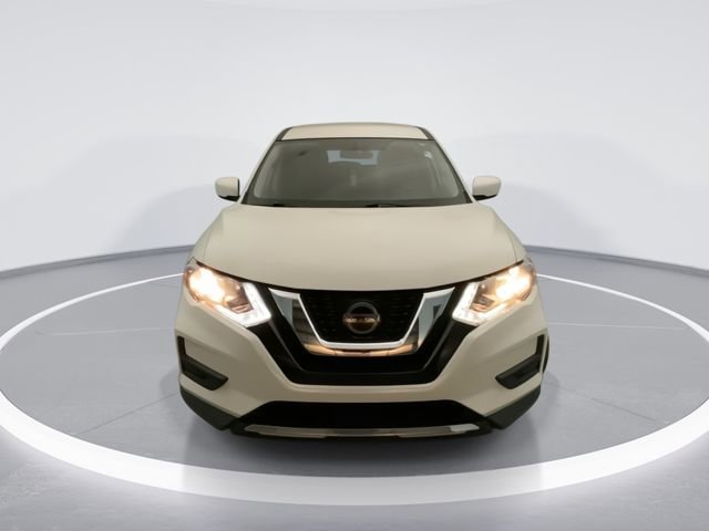 Used 2018 Nissan Rogue S AWD/4WD image 7