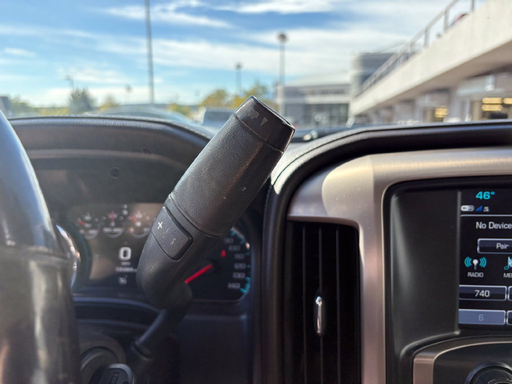 Used 2019 GMC Sierra 2500 Denali w/ Duramax Plus Package AWD/4WD image 23
