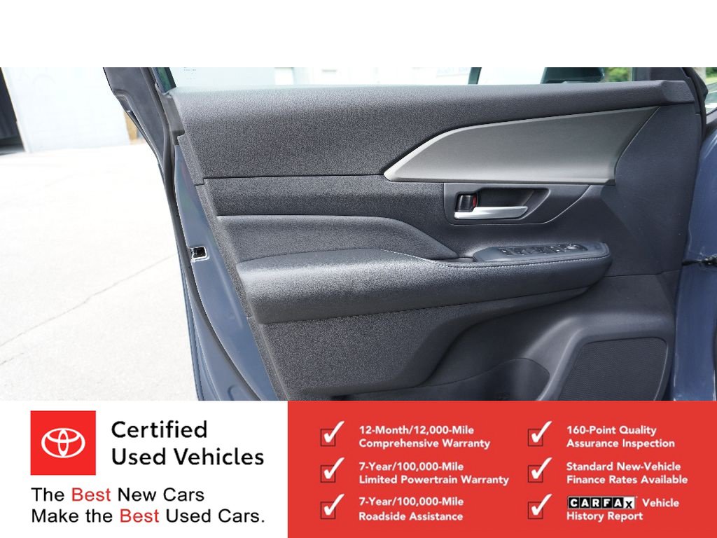 Certified 2024 Toyota Grand Highlander AWD image 14