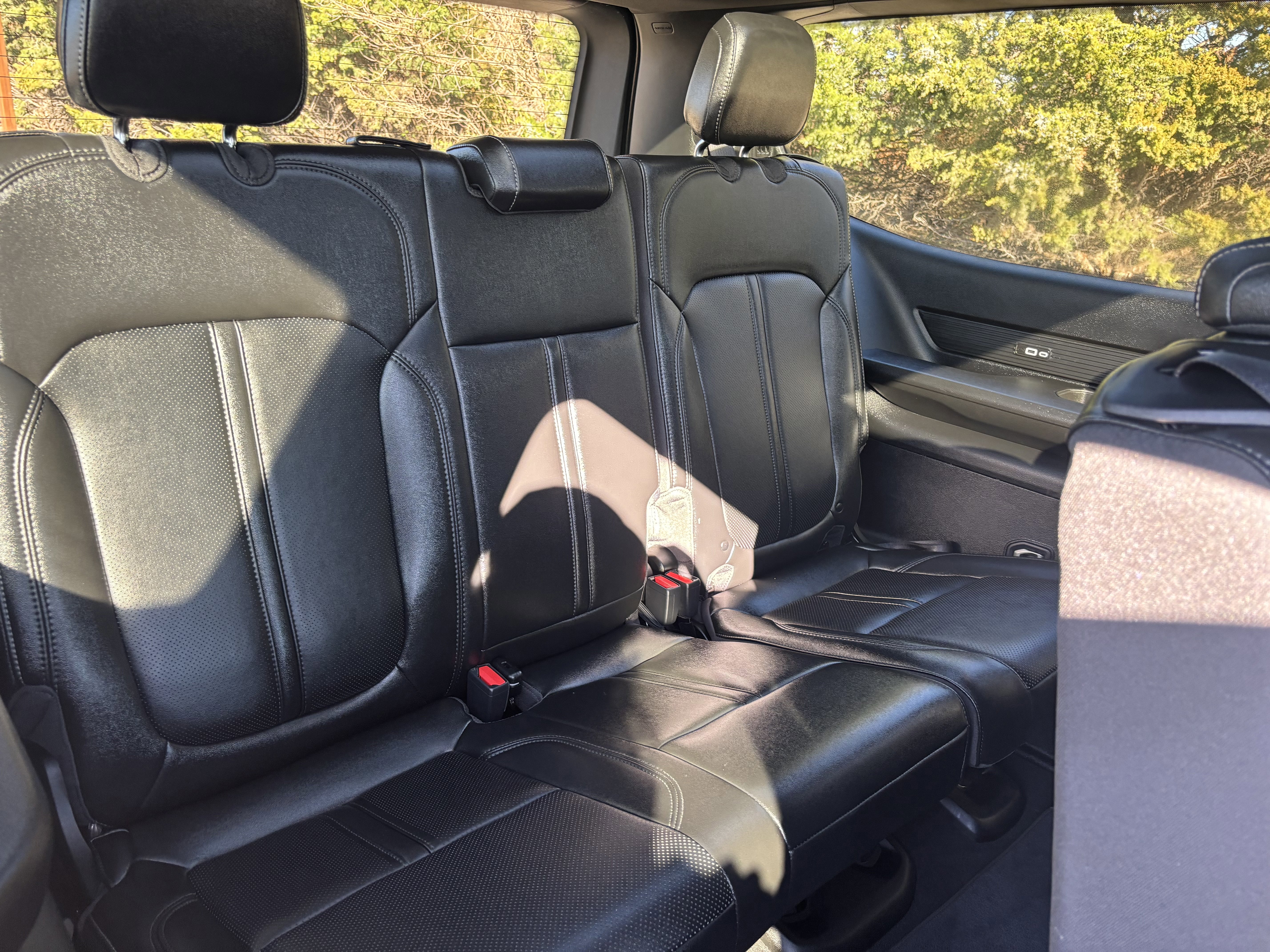 Used 2024 Jeep Wagoneer 4WD w/ Premium Group I image 31