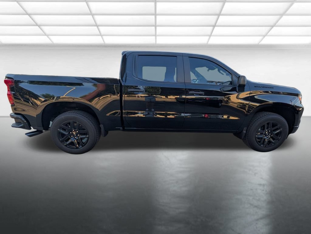 New 2026 Chevrolet Silverado 1500 Custom w/ LPO, Dark Essentials Package RWD image 27